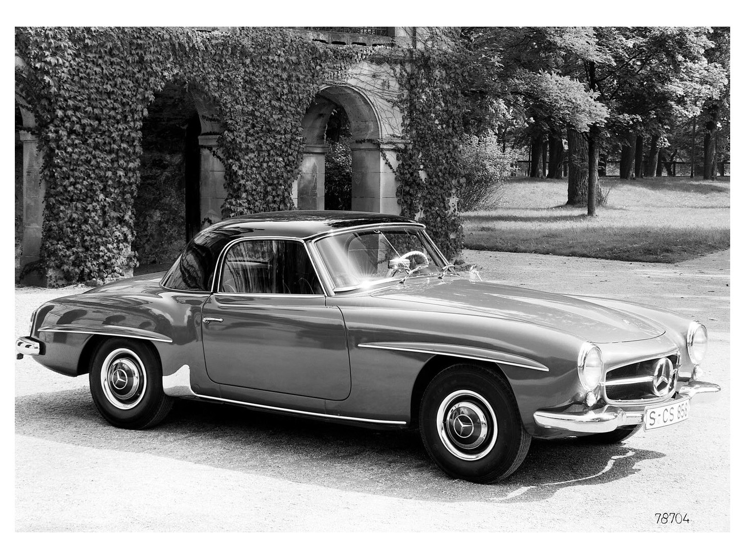  legendary 300 SL racing car