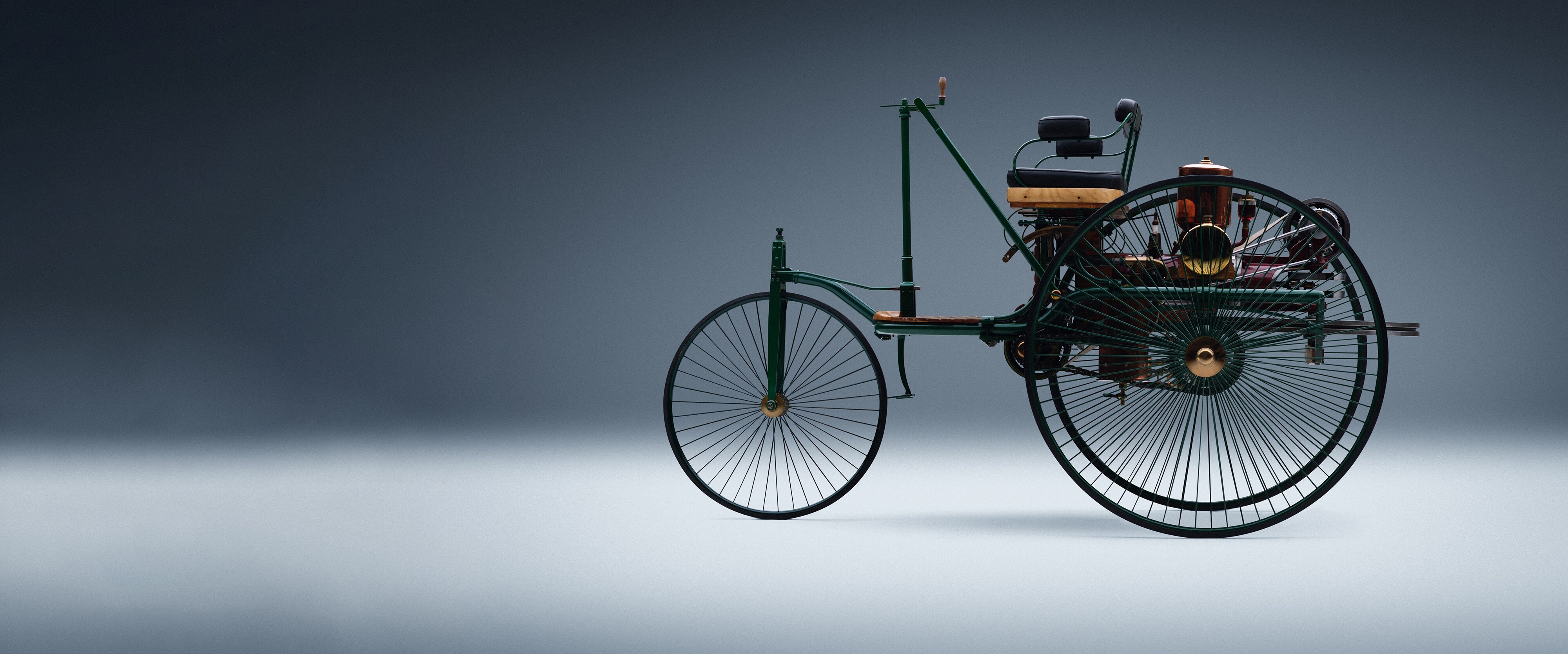 Side view of the Patent-Motorwagen