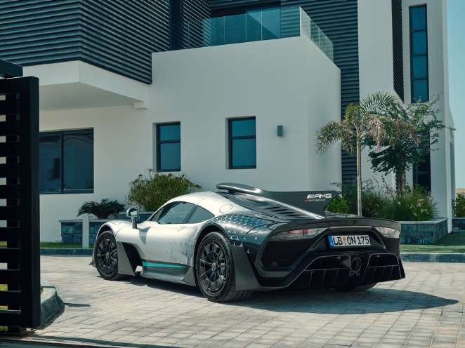 AMG ONE side AMG ONE side