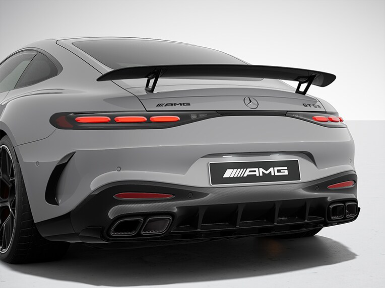 全新Mercedes-AMG GT轎跑車的AMG空氣動力學套件。