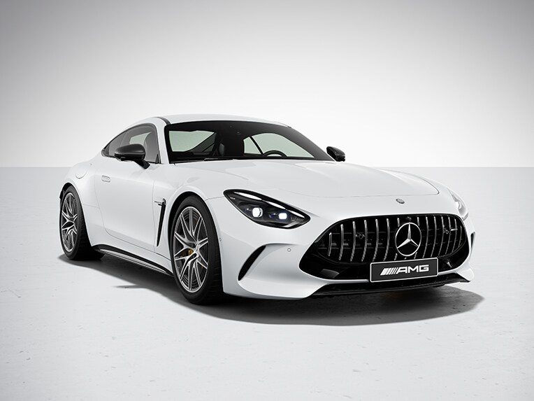 全新Mercedes-AMG GT轎跑車的AMG碳纖維車身套裝。