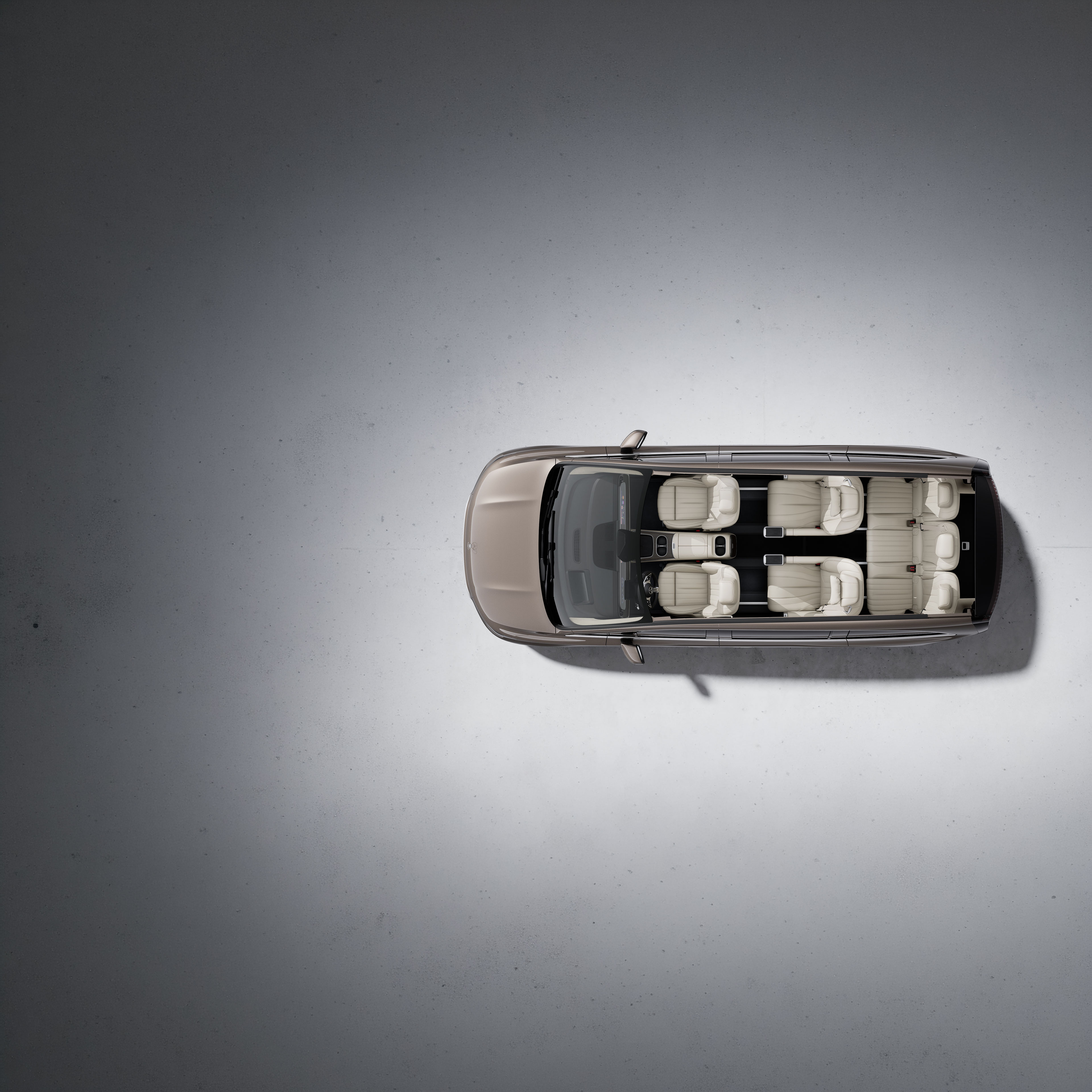 7-seater cars & vans | Mercedes-Benz The top view in the interior of a 7-seater car from Mercedes-Benz.
