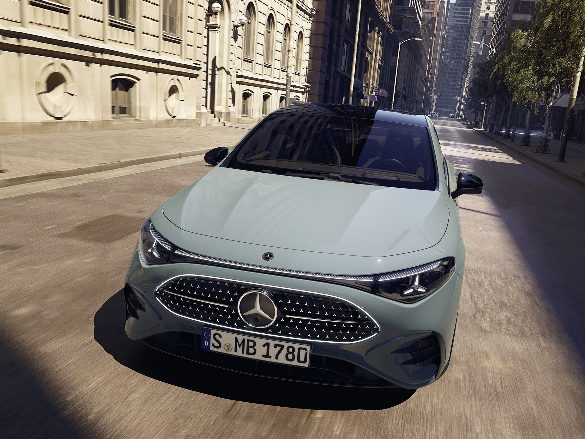 Mercedes-Benz CLA 的技術。