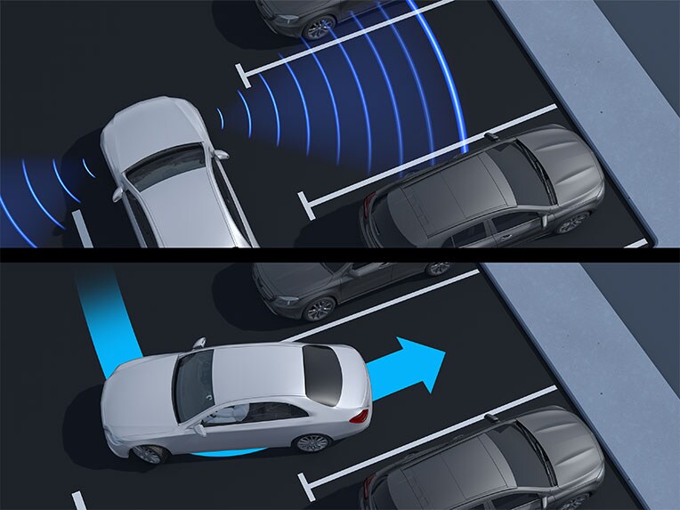 The Active Parking Assist with PARKTRONIC in the new EQA from Mercedes-Benz.