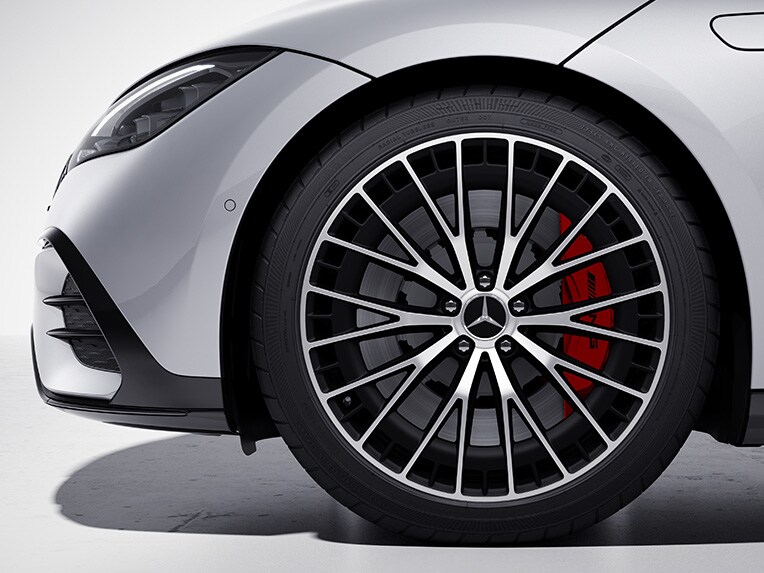 A wheel of the Mercedes-AMG EQE Saloon with red-painted brake callipers.