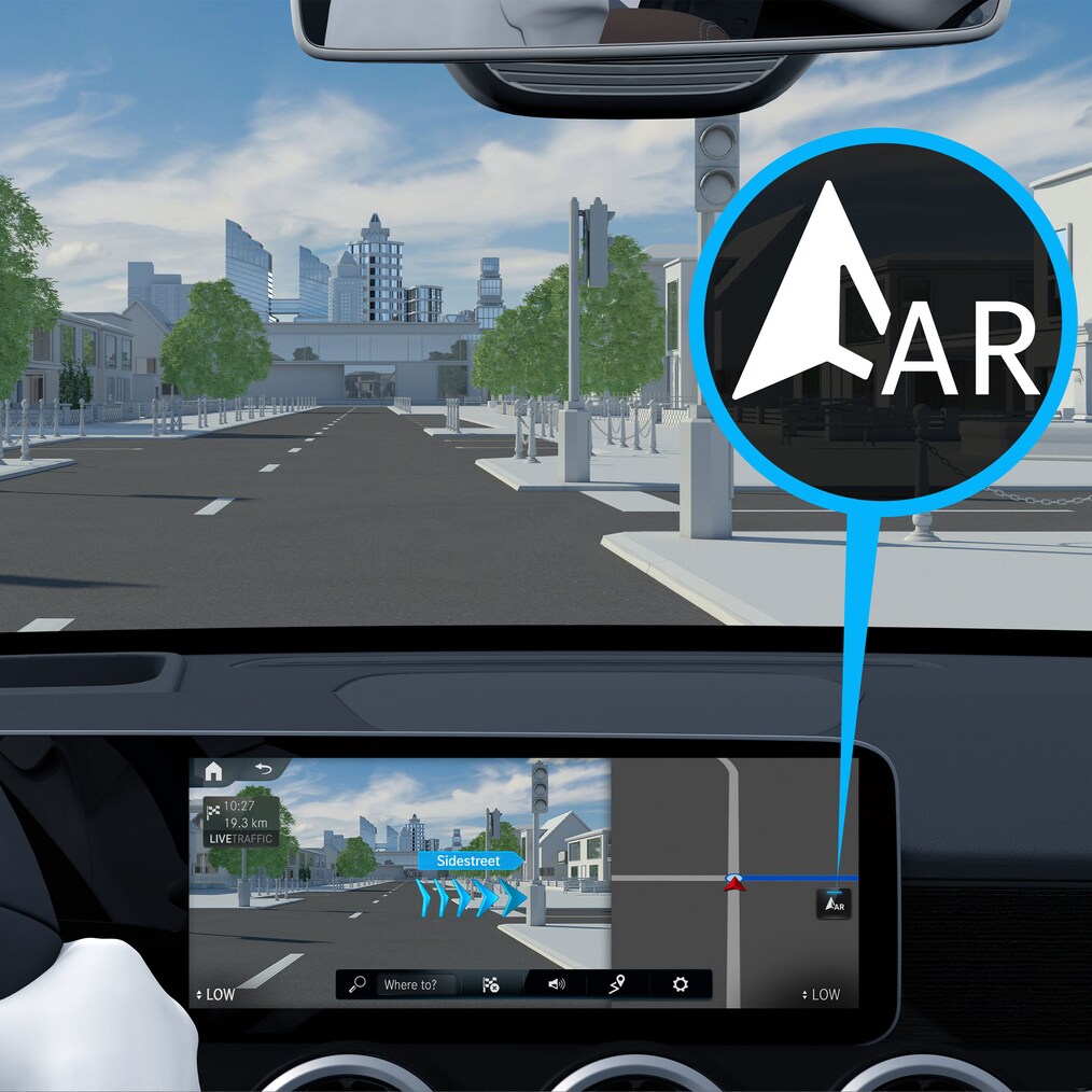 How Digital Extra: MBUX Augmented Reality for Navigation works in the Mercedes-Benz GLA.