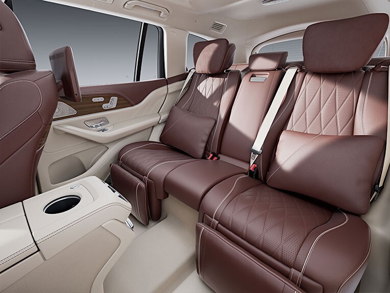 Mercedes-Maybach GLS車廂配備MANUFAKTUR真皮套裝。