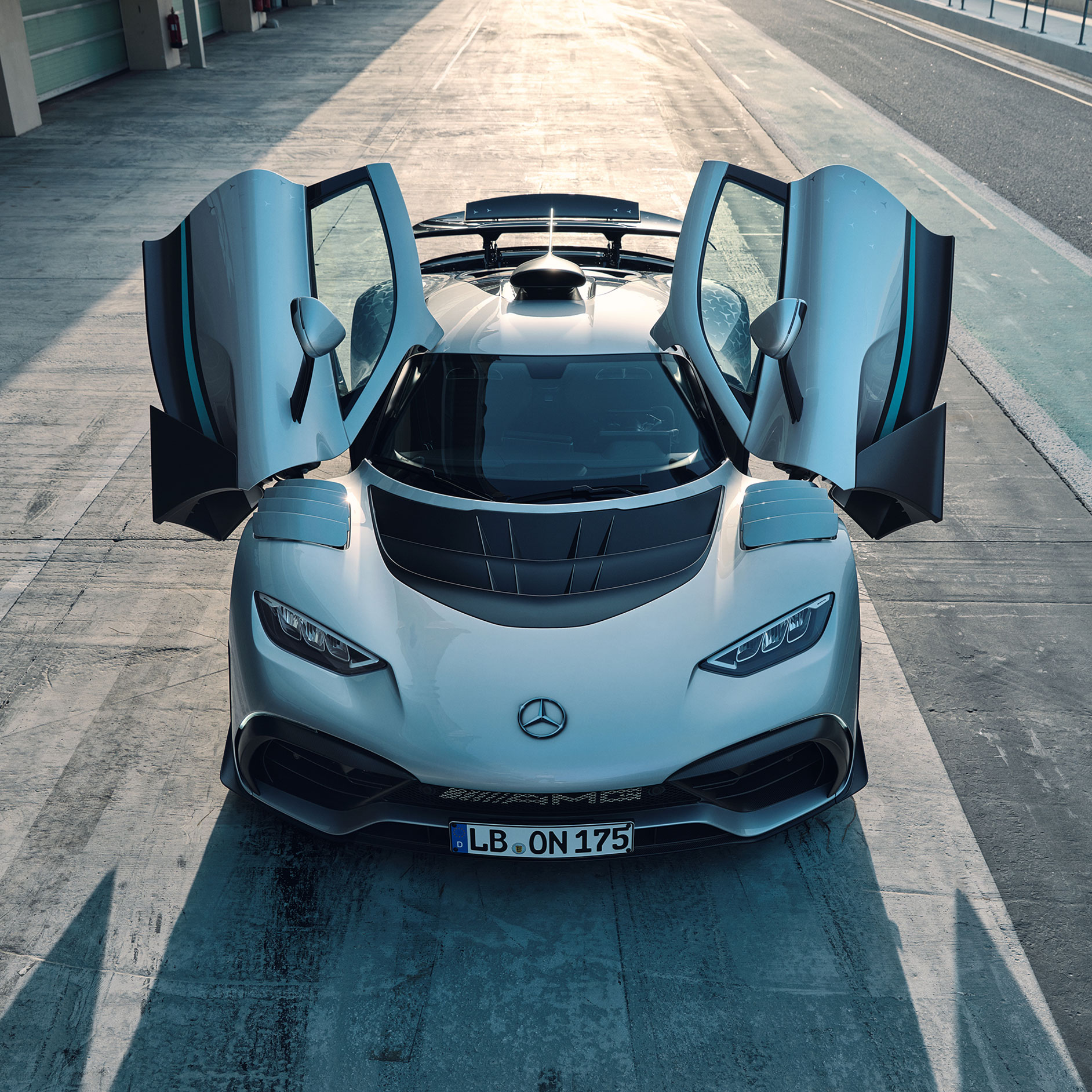 Front view of the Mercedes-AMG ONE with the doors open. Exterior | ONE | Mercedes-AMG
