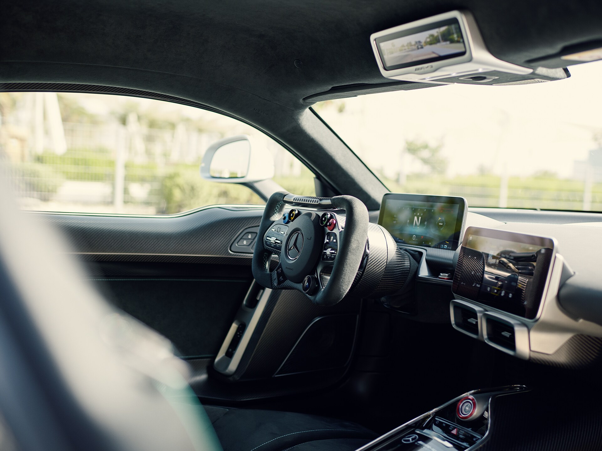 Mercedes-AMG ONE 車廂。