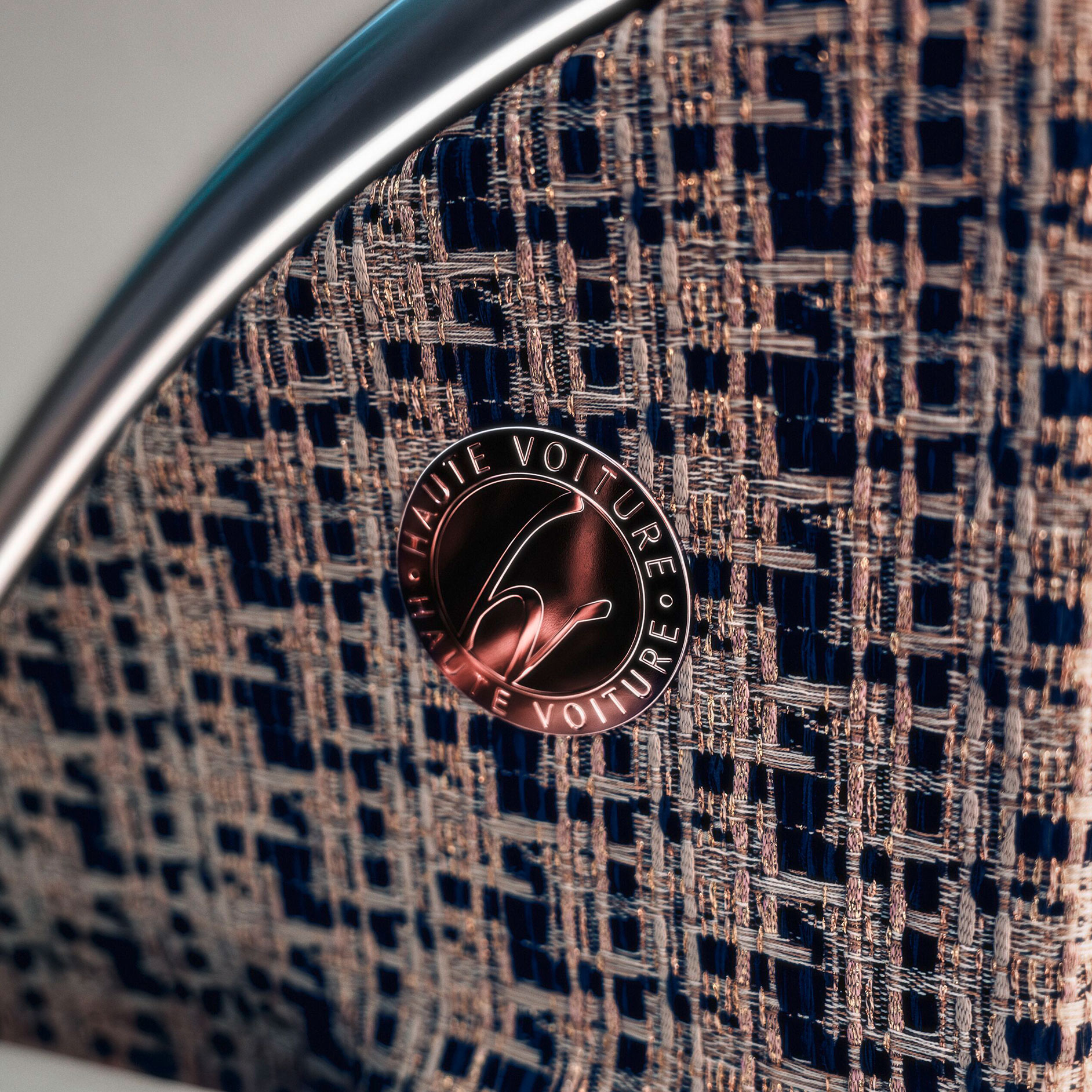 The craftsmanship of the Mercedes-Maybach vehicles. Craftsmanship | Trademark | Mercedes-Maybach