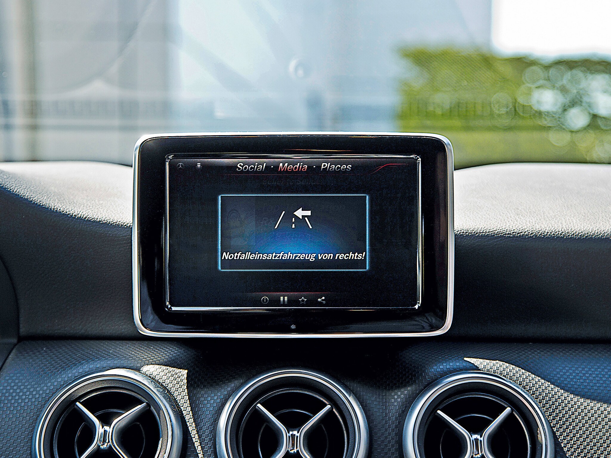 Car-to-X Communication