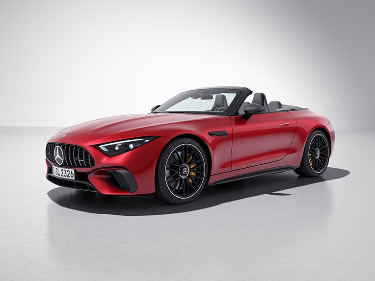 Exterior of the Mercedes-AMG SL Roadster with AMG Exterior Carbon Fibre Package.