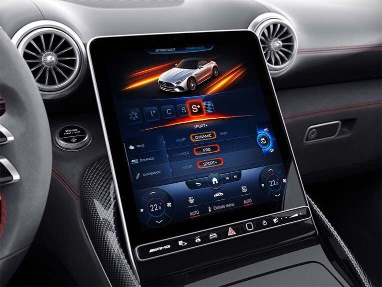 AMG DYNAMIC PLUS Package in the vehicle interior of the Mercedes-AMG SL Roadster.