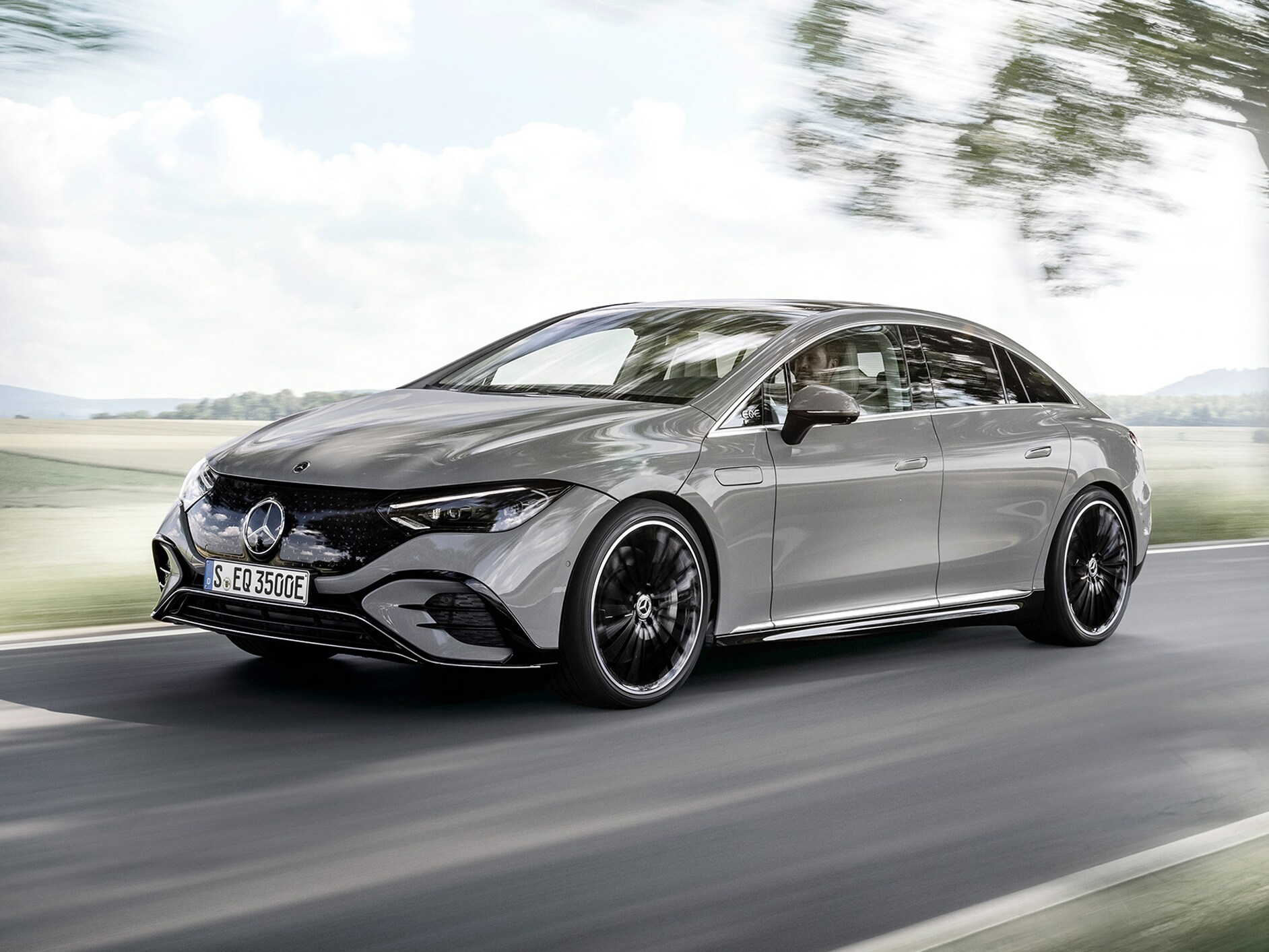 Mercedes-Benz|Land Sea Air|EQS