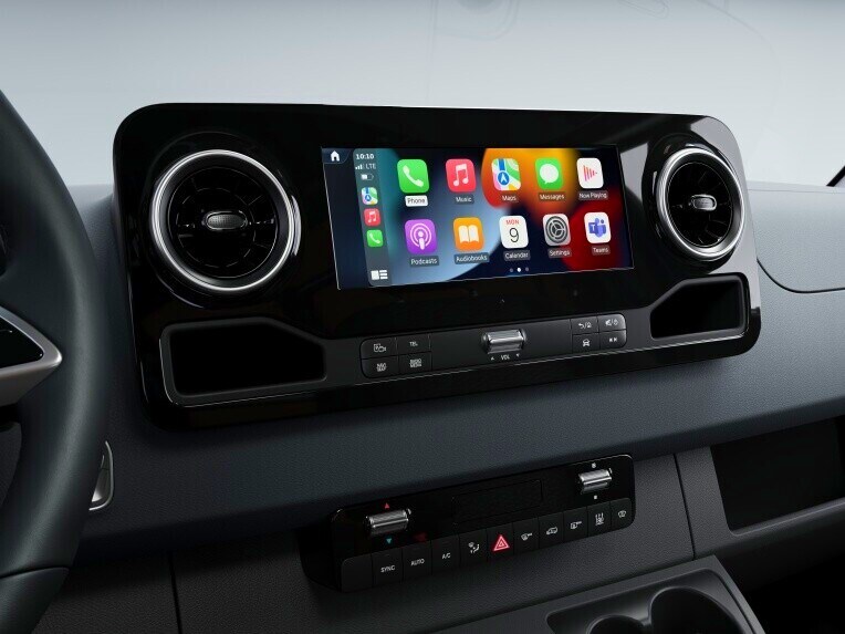 The screen view of the Smartphone Integration in the Mercedes-Benz eSprinter Panel Van.