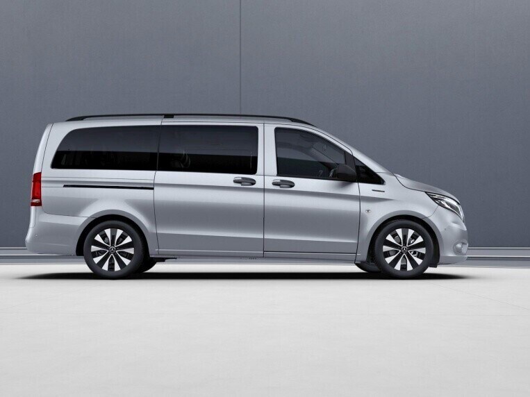 eVito旅行車的車輛長度為超長陣，長5.37米。