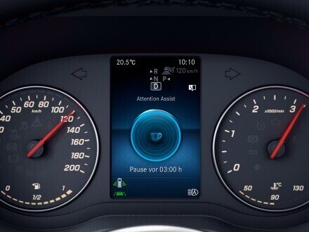 The ATTENTION ASSIST system can warn the driver of fatigue and microsleep in due time.