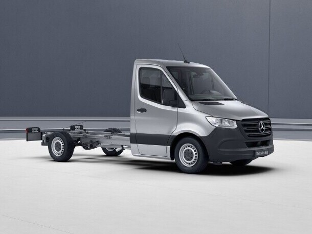 The Sprinter chassis in standard vehicle length with standard cab.