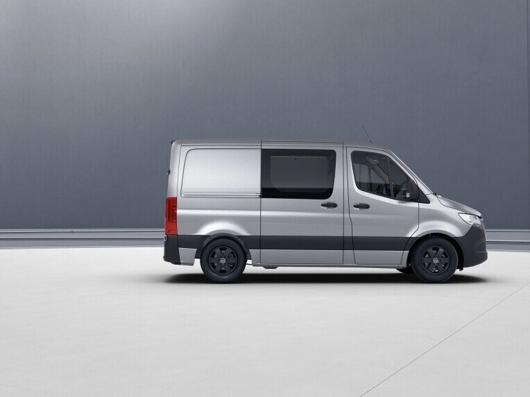 Sprinter輕型客貨車短陣連常規車頂。