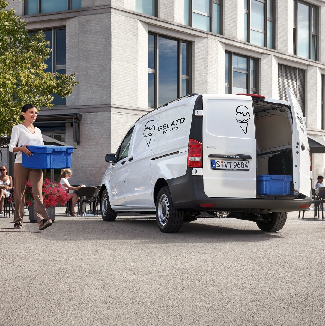 Mercedes-Benz 道路救援服務。